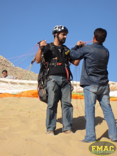 emac-paragliding-in-karachi799