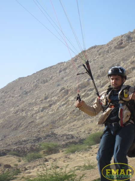 emac-paragliding-in-karachi809