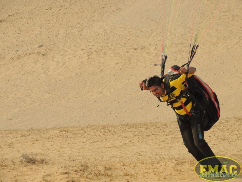 emac-paragliding-in-karachiemac-paragliding-in-karachi065